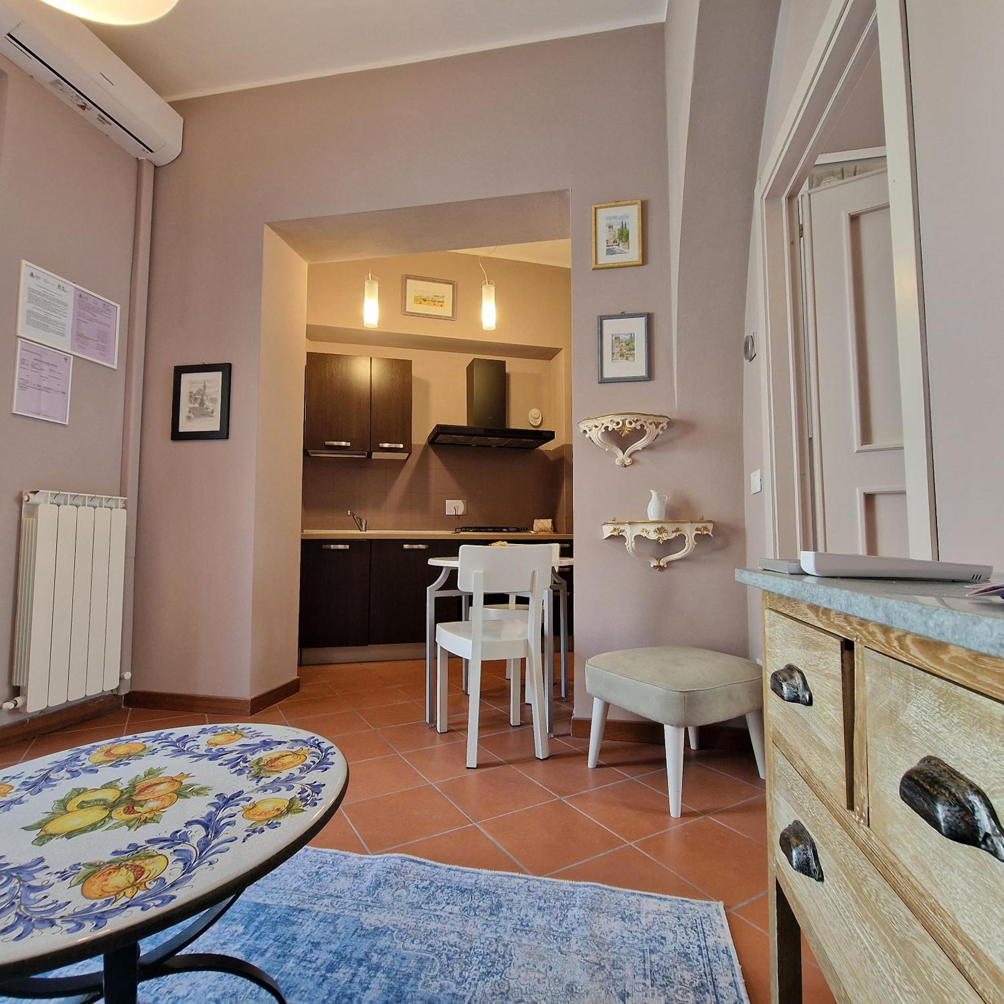 아시시 Il Cortile Di San Rufino 아파트 외부 사진