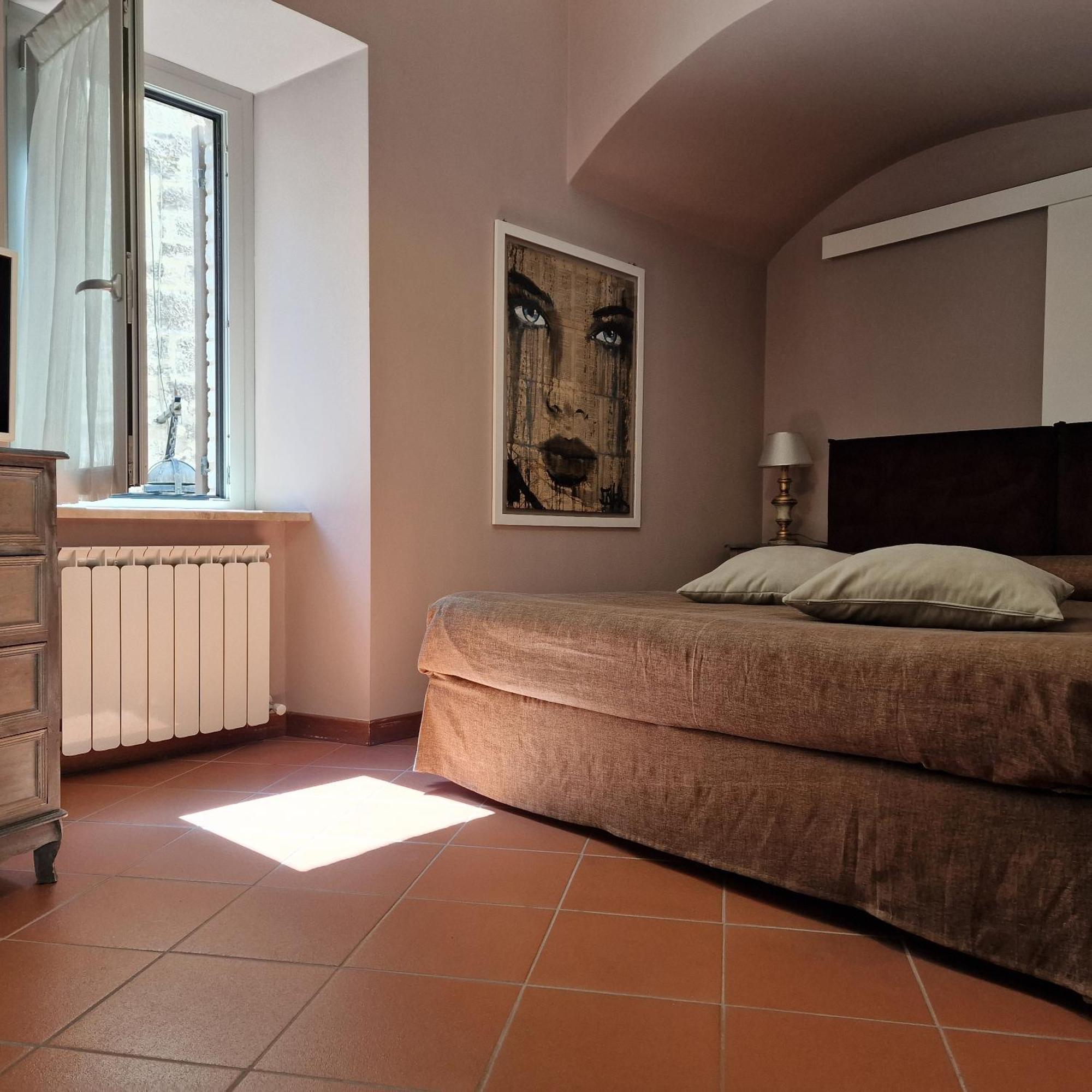 아시시 Il Cortile Di San Rufino 아파트 외부 사진