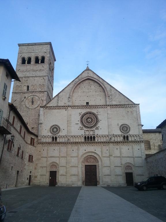 아시시 Il Cortile Di San Rufino 아파트 객실 사진