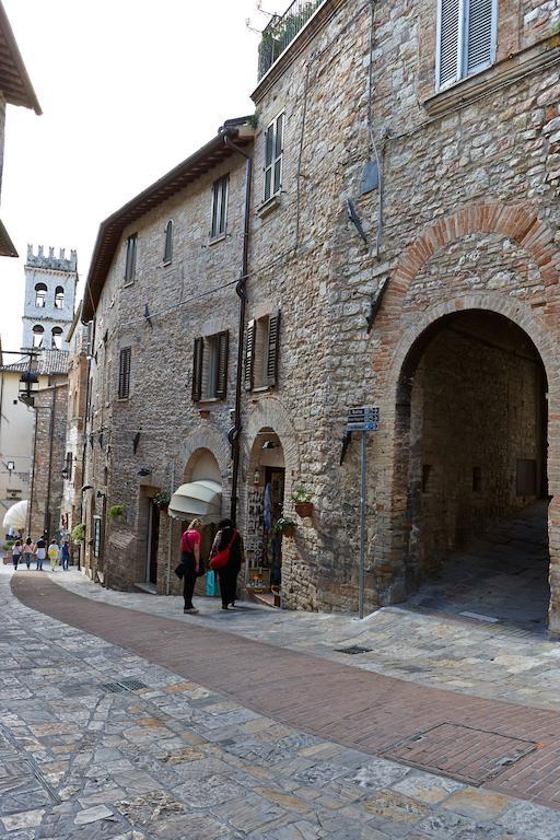 아시시 Il Cortile Di San Rufino 아파트 객실 사진